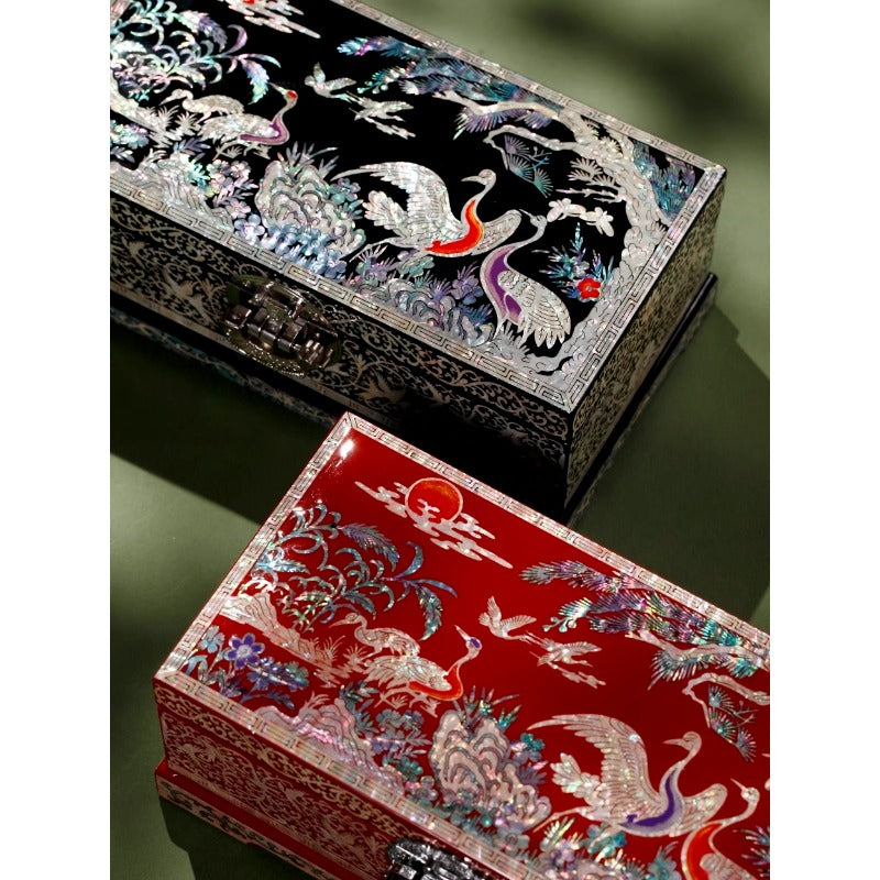 Exquisite Chinese-Style Jewelry Box– Handcrafted Cultural Artifact