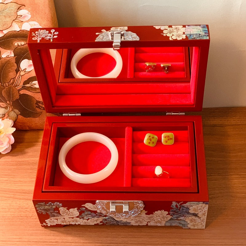 Exquisite Chinese Traditional Shell Carving Jewelry Set – Handcrafted Cultural Artifact