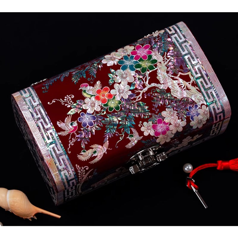 Exquisite Chinese Style Jewelry Box - Handcrafted Floral Lacquerware