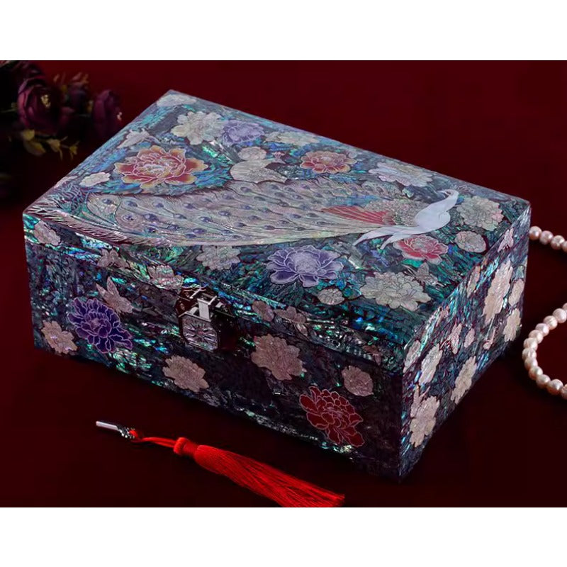 Handcrafted Chinese-style Wooden Jewelry Box – Elegant Antique Design