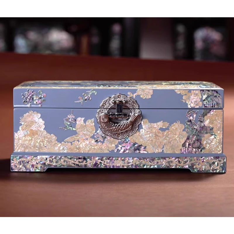 Exquisite Chinese Style Jewelry Box - Handcrafted Floral Lacquerware