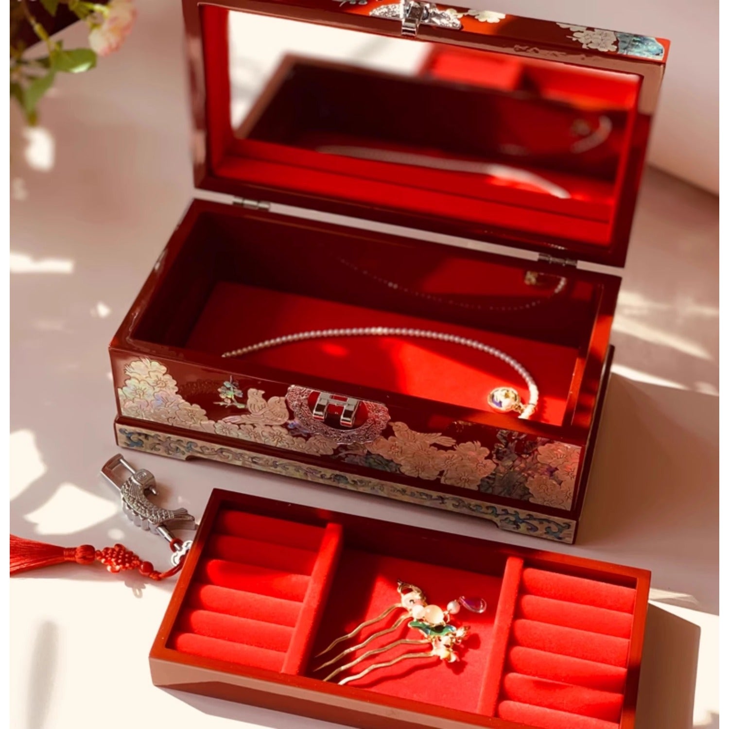 Exquisite Chinese-Style Wooden Jewelry Box – Handcrafted Cultural Heritage Gift