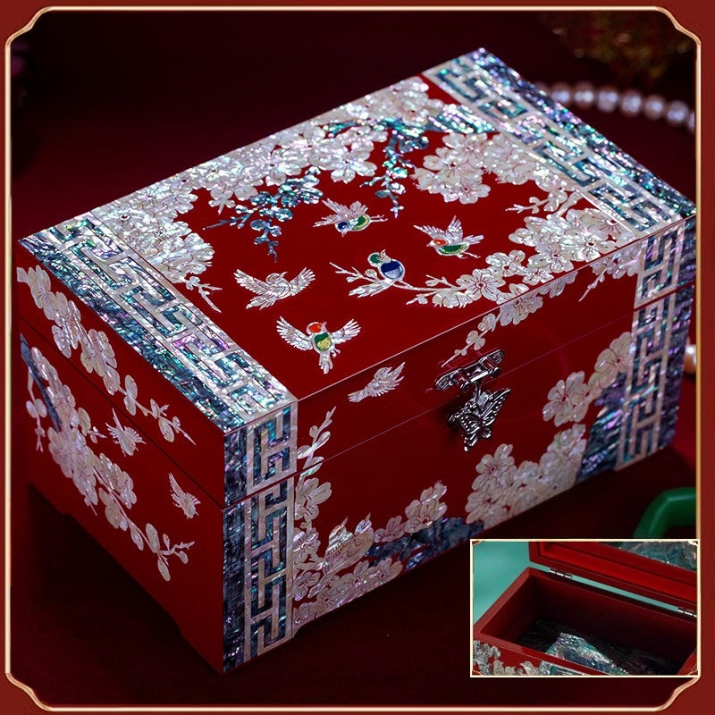 Exquisite Chinese Traditional Shell Carving Jewelry Set – Handcrafted Cultural Artifact