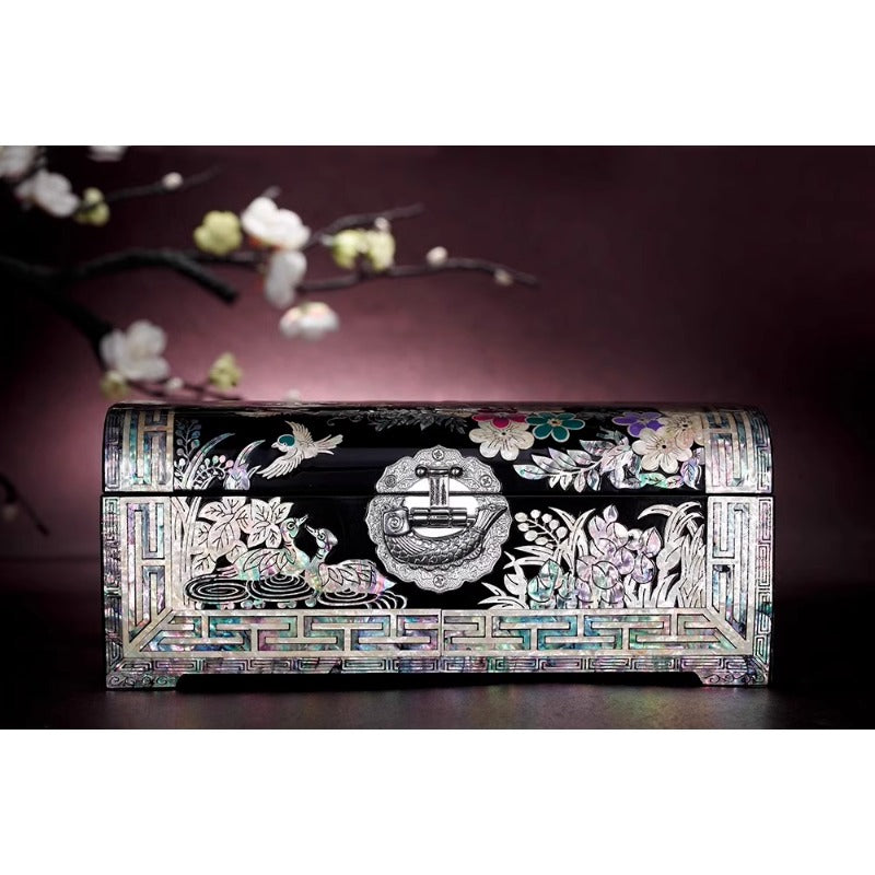 Exquisite Chinese Style Jewelry Box - Handcrafted Floral Lacquerware