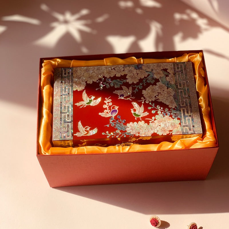 Exquisite Chinese Traditional Shell Carving Jewelry Set – Handcrafted Cultural Artifact