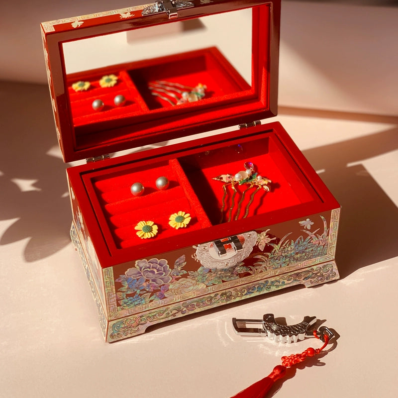 Exquisite Handcrafted Jewelry Box – Perfect Wedding Gift