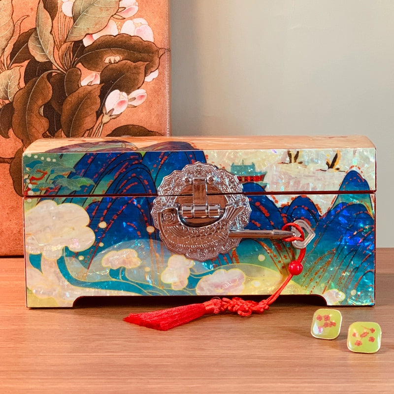 Exquisite Chinese Traditional Craft Nine-Colored Deer Jewelry Box