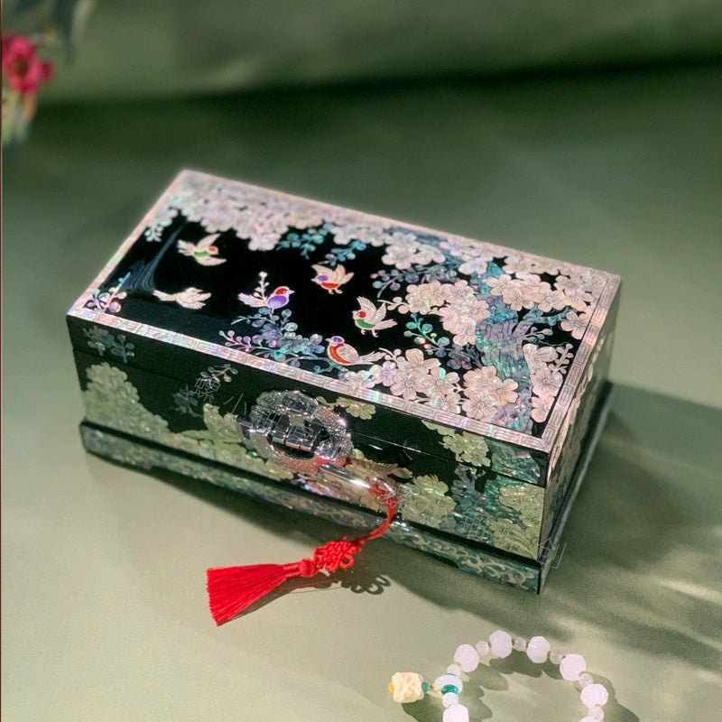 Exquisite Chinese-Style Wooden Jewelry Box – Handcrafted Cultural Heritage Gift