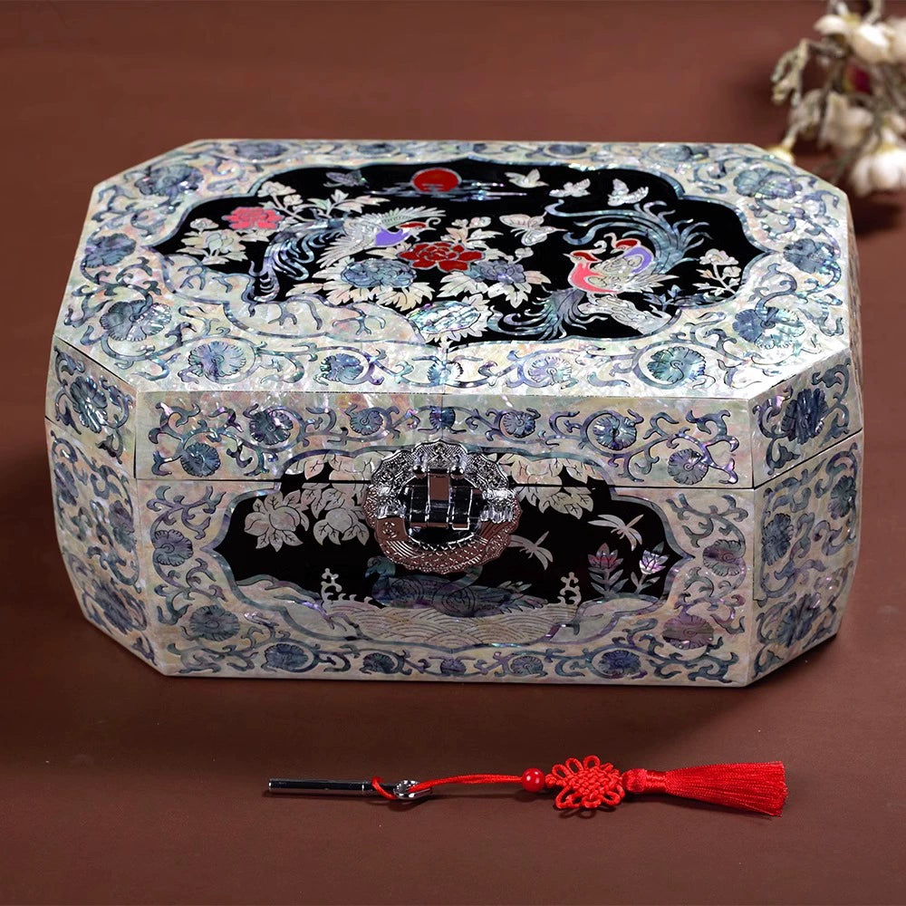 Exquisite Chinese-Style Wooden Jewelry Box - Handcrafted Luxury Gift