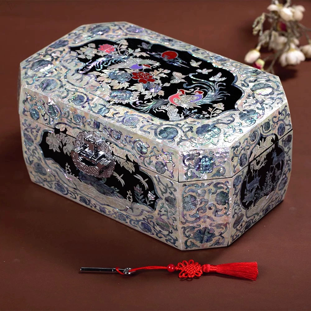 Exquisite Chinese-Style Wooden Jewelry Box - Handcrafted Luxury Gift