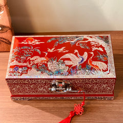 Exquisite Chinese Imperial Jewelry Box - Handcrafted Traditional Artistry