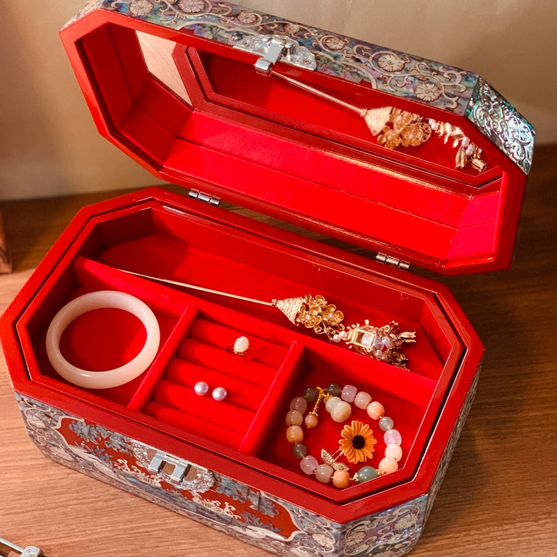 Exquisite Chinese Traditional Handcrafted Wooden Jewelry Box