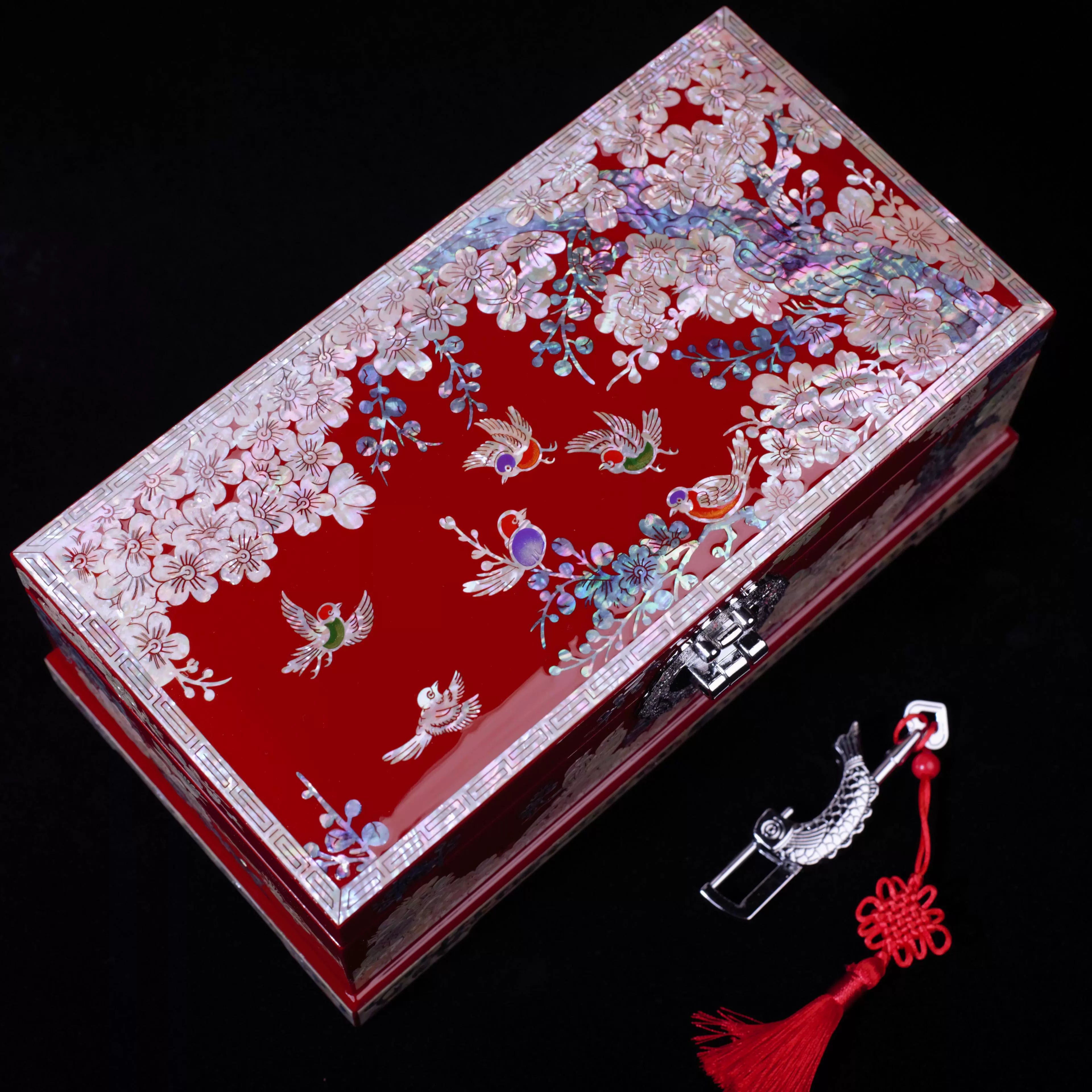 Exquisite Chinese-Style Wooden Jewelry Box – Handcrafted Cultural Heritage Gift