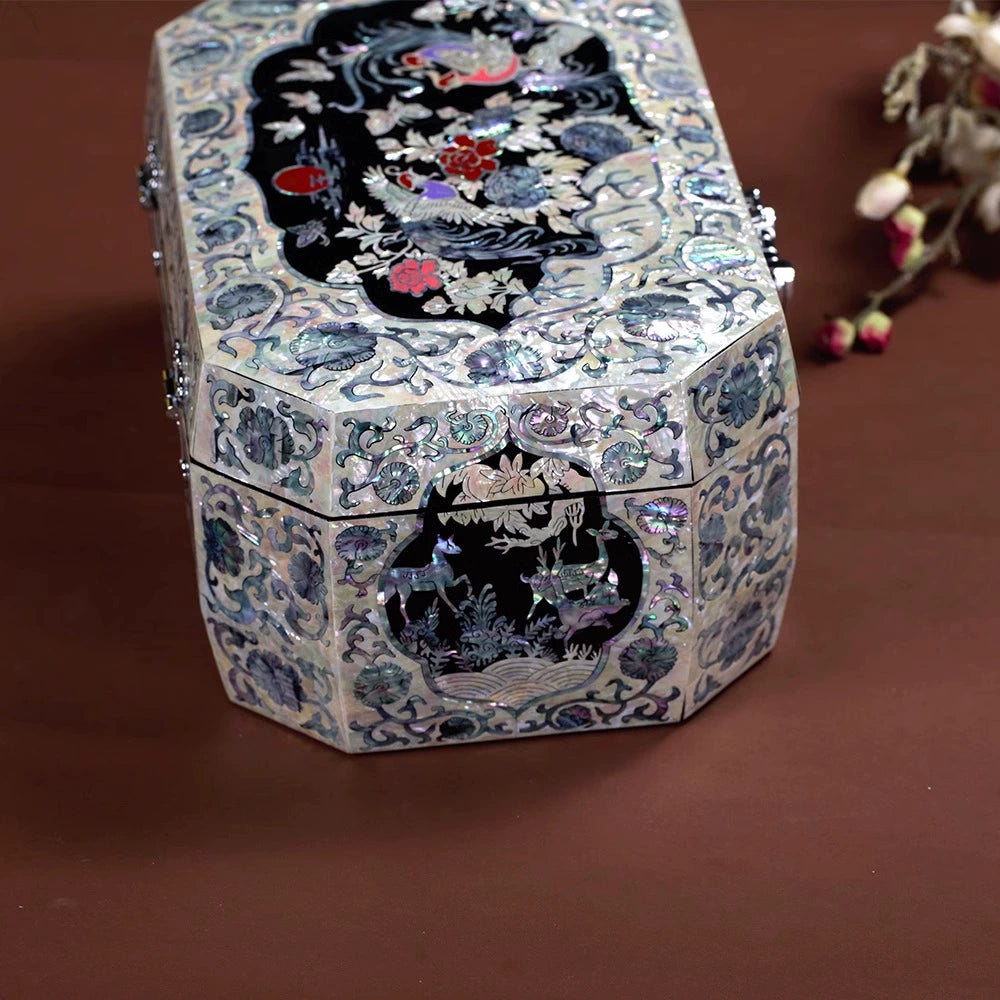 Exquisite Chinese-Style Wooden Jewelry Box - Handcrafted Luxury Gift