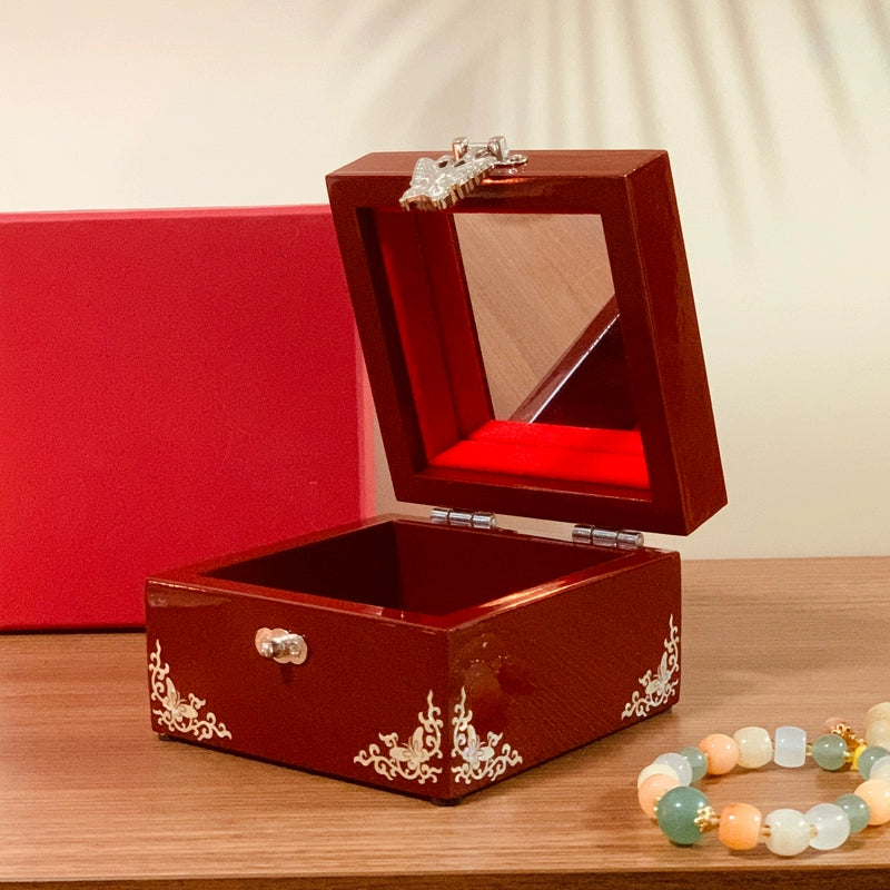 Exquisite Chinese Traditional Craft Jewelry Box – Handmade Lacquer Artifact