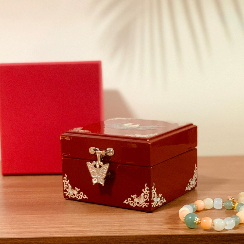 Exquisite Chinese Traditional Craft Jewelry Box – Handmade Lacquer Artifact
