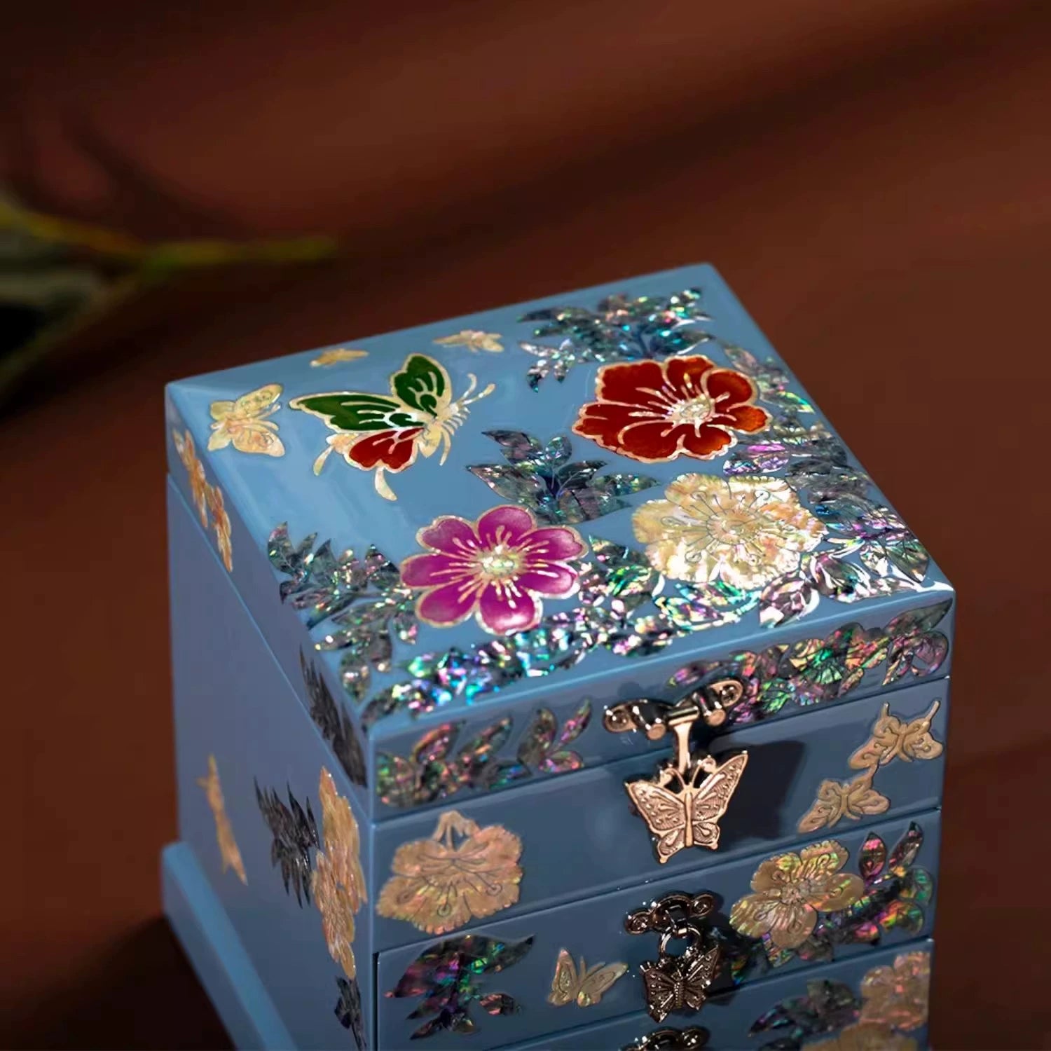 Handcrafted Exquisite Chinese Traditional Three-Tier Wooden Jewelry Box