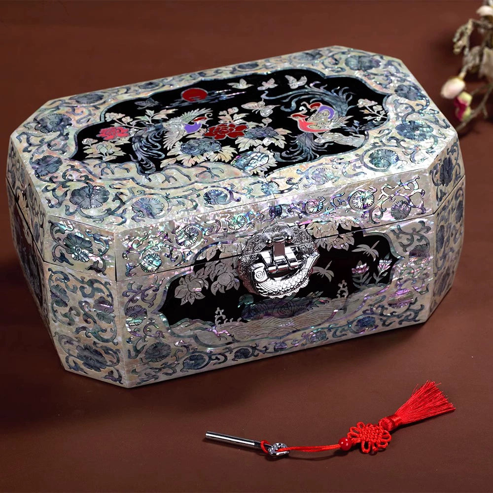Exquisite Chinese-Style Wooden Jewelry Box - Handcrafted Luxury Gift