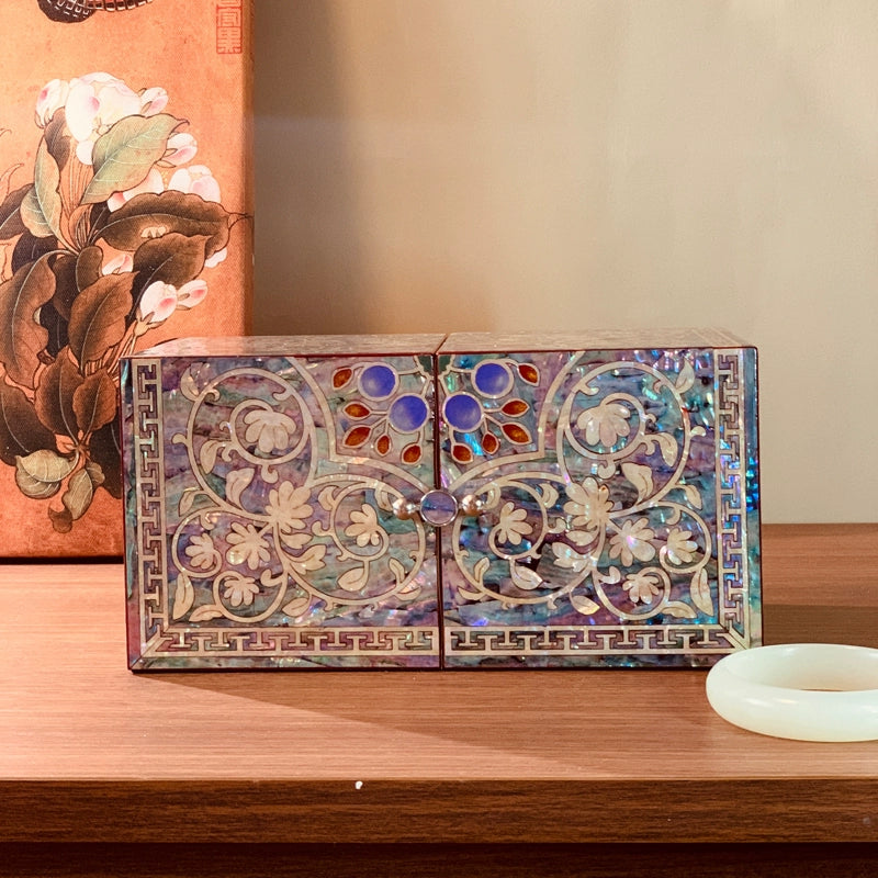 Exquisite Chinese Double Door Jewelry Box - Handcrafted Floral Storage Case