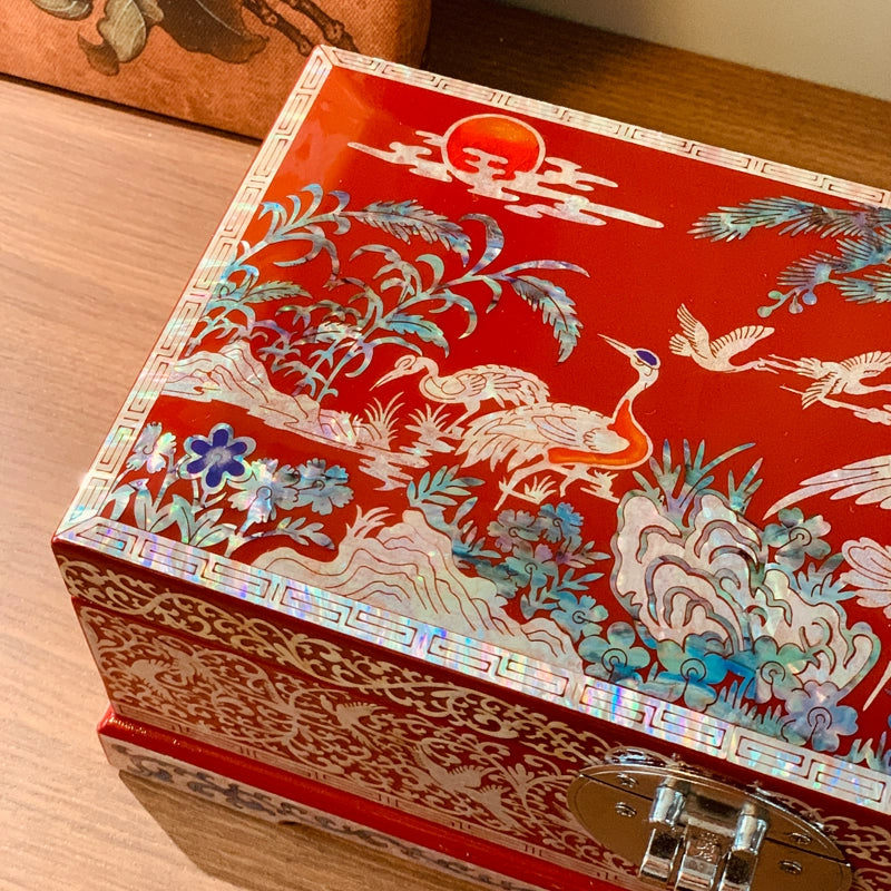 Exquisite Chinese Imperial Jewelry Box - Handcrafted Traditional Artistry