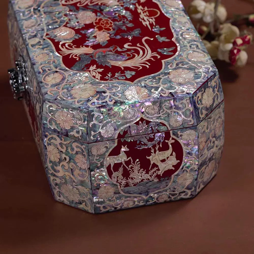 Exquisite Chinese-Style Wooden Jewelry Box - Handcrafted Luxury Gift