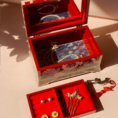 Exquisite Handcrafted Jewelry Box – Perfect Wedding Gift