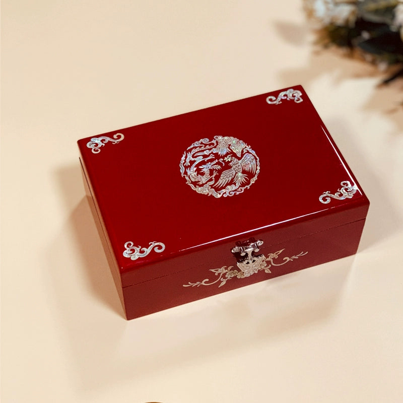 Handcrafted Vintage Exquisite Chinese Antique-Style Wooden Jewelry Box