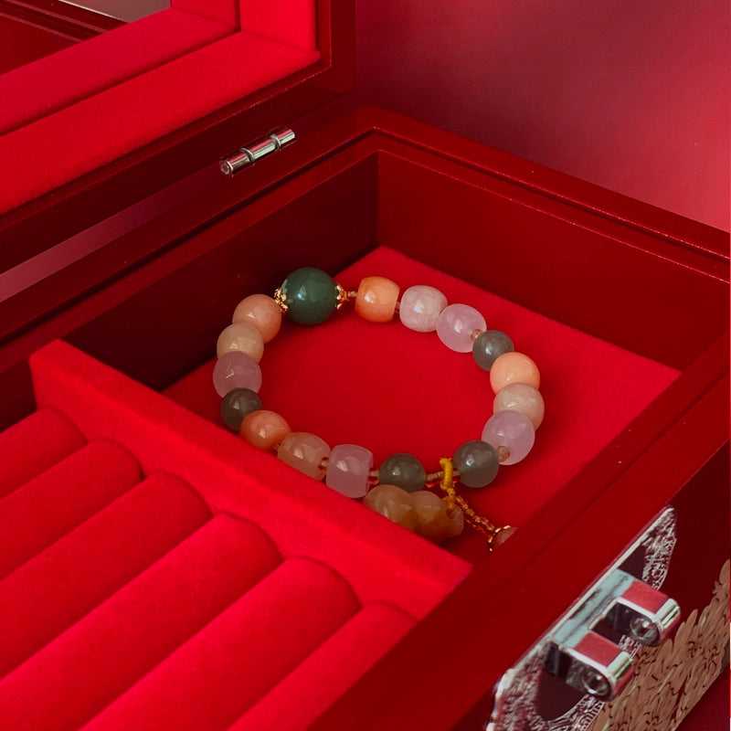 Exquisite Chinese-style Handcrafted Natural Shell Jewelry Box – Traditional Craftsmanship