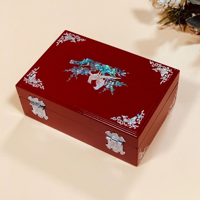 Handcrafted Vintage Exquisite Chinese Antique-Style Wooden Jewelry Box