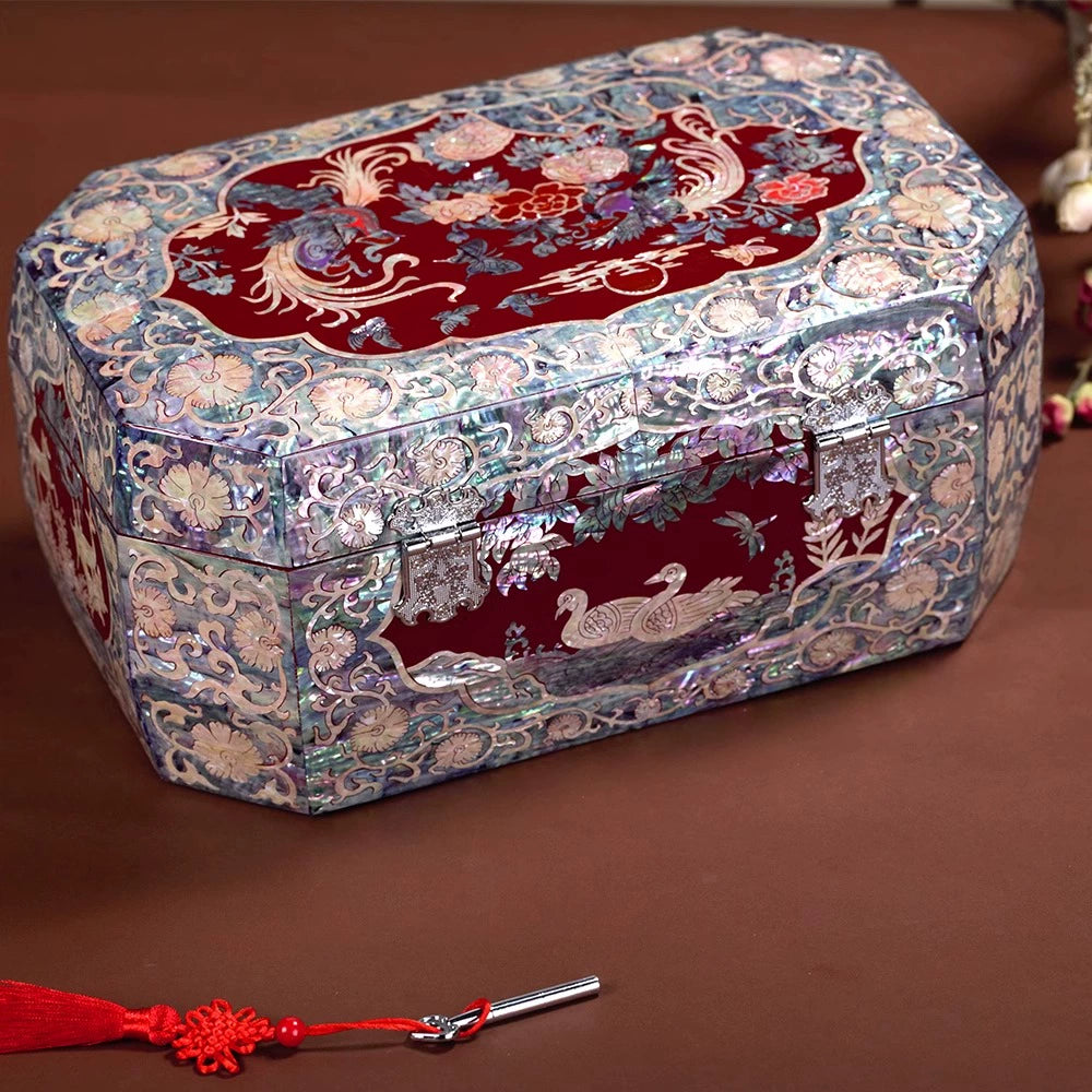 Exquisite Chinese-Style Wooden Jewelry Box - Handcrafted Luxury Gift