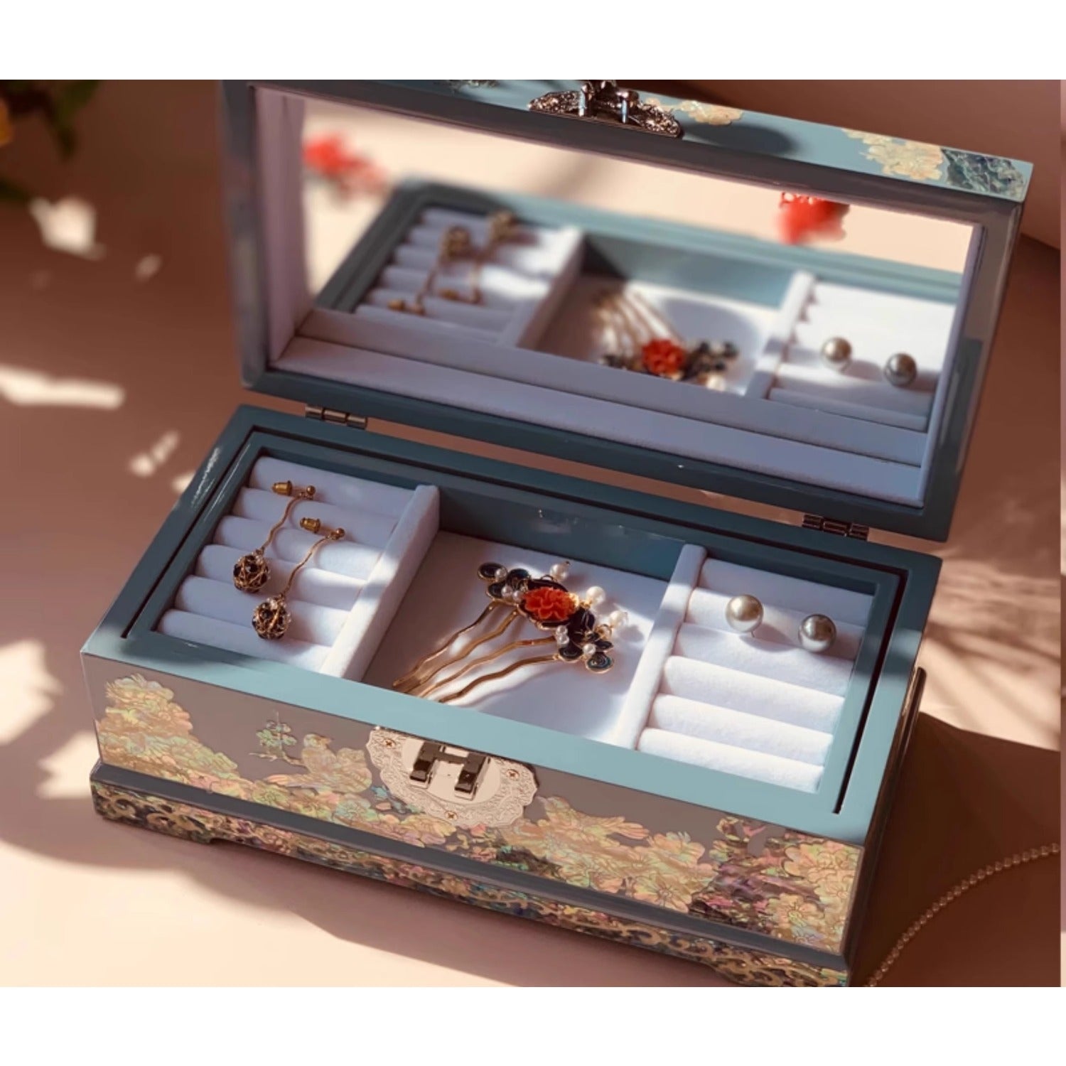 Exquisite Chinese-Style Wooden Jewelry Box – Handcrafted Cultural Heritage Gift