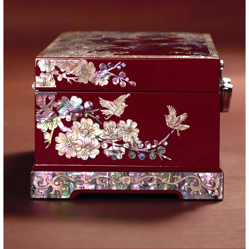 Exquisite Chinese Style Jewelry Box - Handcrafted Floral Lacquerware