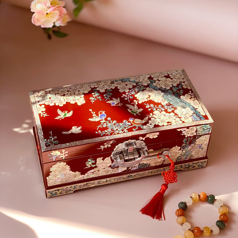 Exquisite Chinese Traditional Shell Carving Jewelry Set – Handcrafted Cultural Artifact