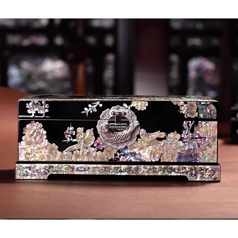 Exquisite Chinese Style Jewelry Box - Handcrafted Floral Lacquerware